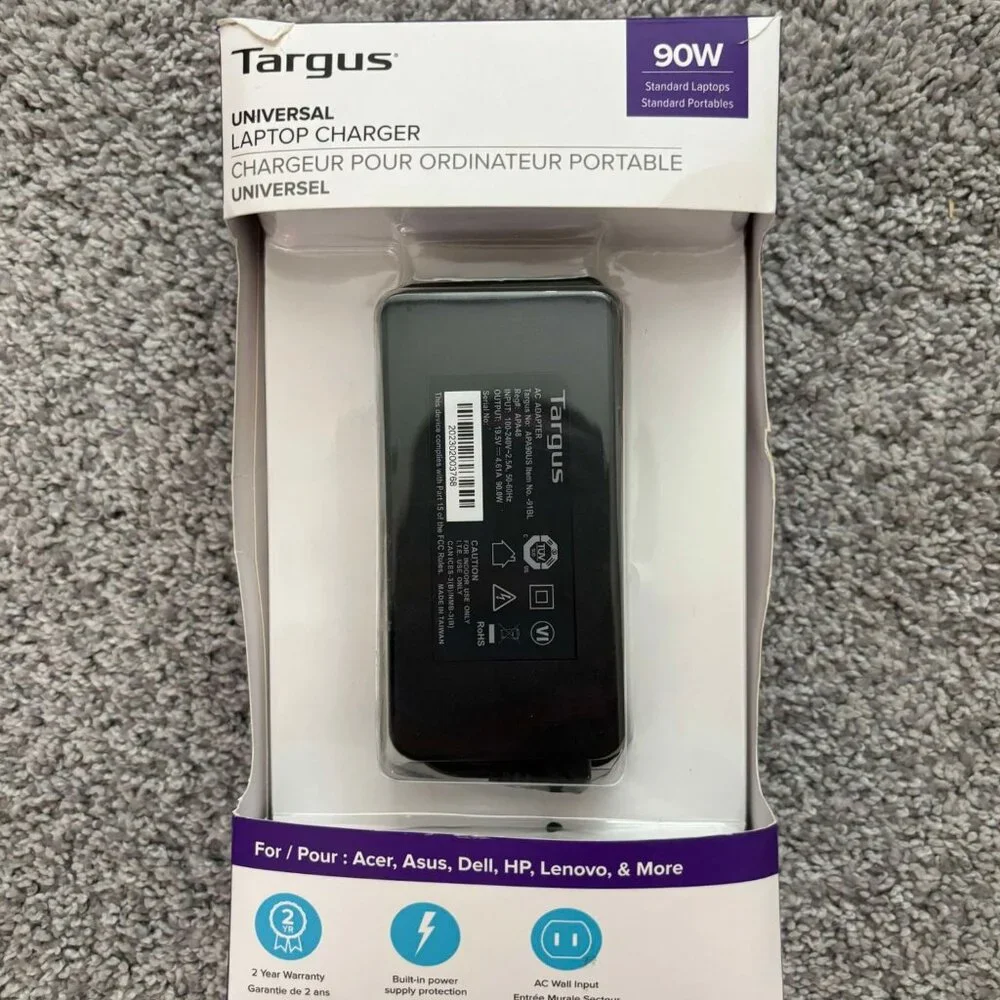 Brand New Targus Universal Laptop Charger 90W with a Built-In Supply Protection